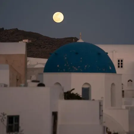 Gala Suites Hotel 4*