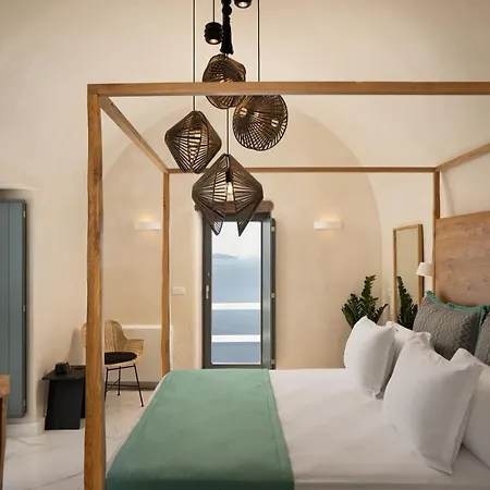 Gala Suites Oia (Santorini)