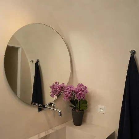 Gala Suites Oia (Santorini)